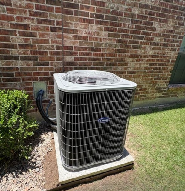 Carrier AC unit installed in Frisco by Colony